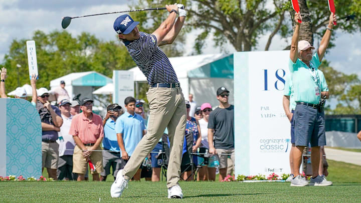 绿联USB4雷电拓展坞